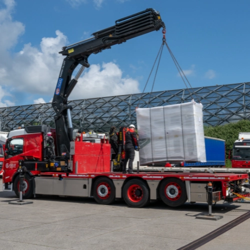 Autolaadkraan - Kuijf Logistics Autolaadkraan - Kuijf Logistics